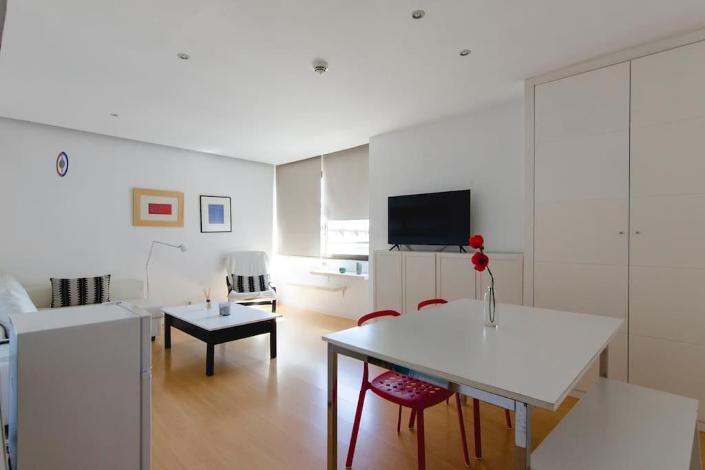 Beautiful Flat A Stone'S Throw From The Retiro-Vill Apartman Madrid Kültér fotó